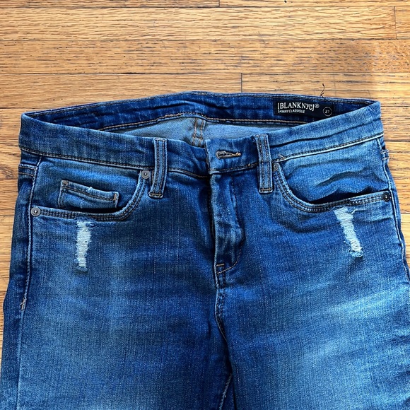 Blank NYC Classic Skinny Distressed Jeans - Picture 5 of 11